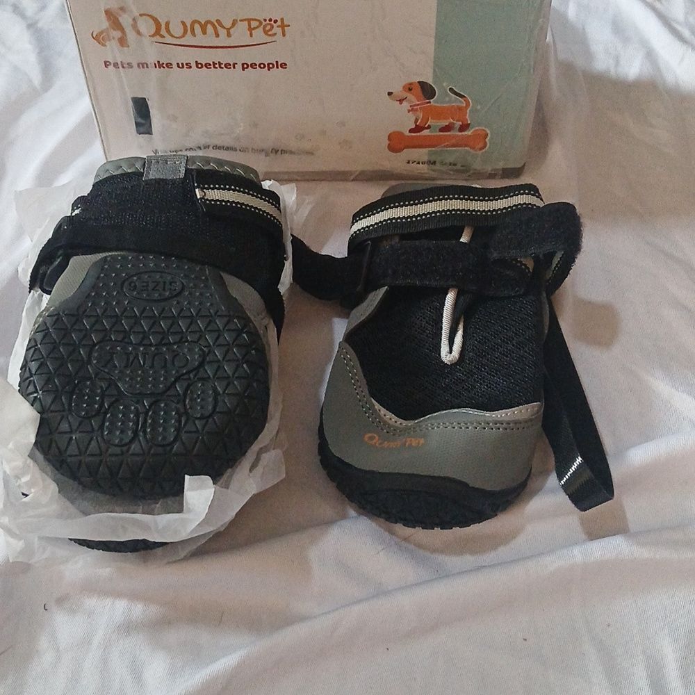 4PCS Dog Shoes for Hot Pavement,  Boots & Paw Protectors Sz 6 NEW